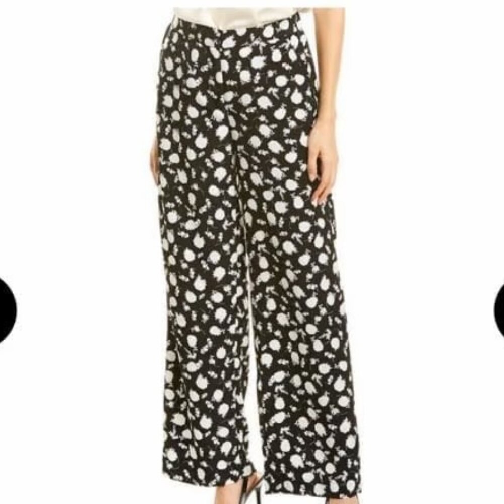 NWOT Vince Camuto black & white floral print flowy dress pants, size 6